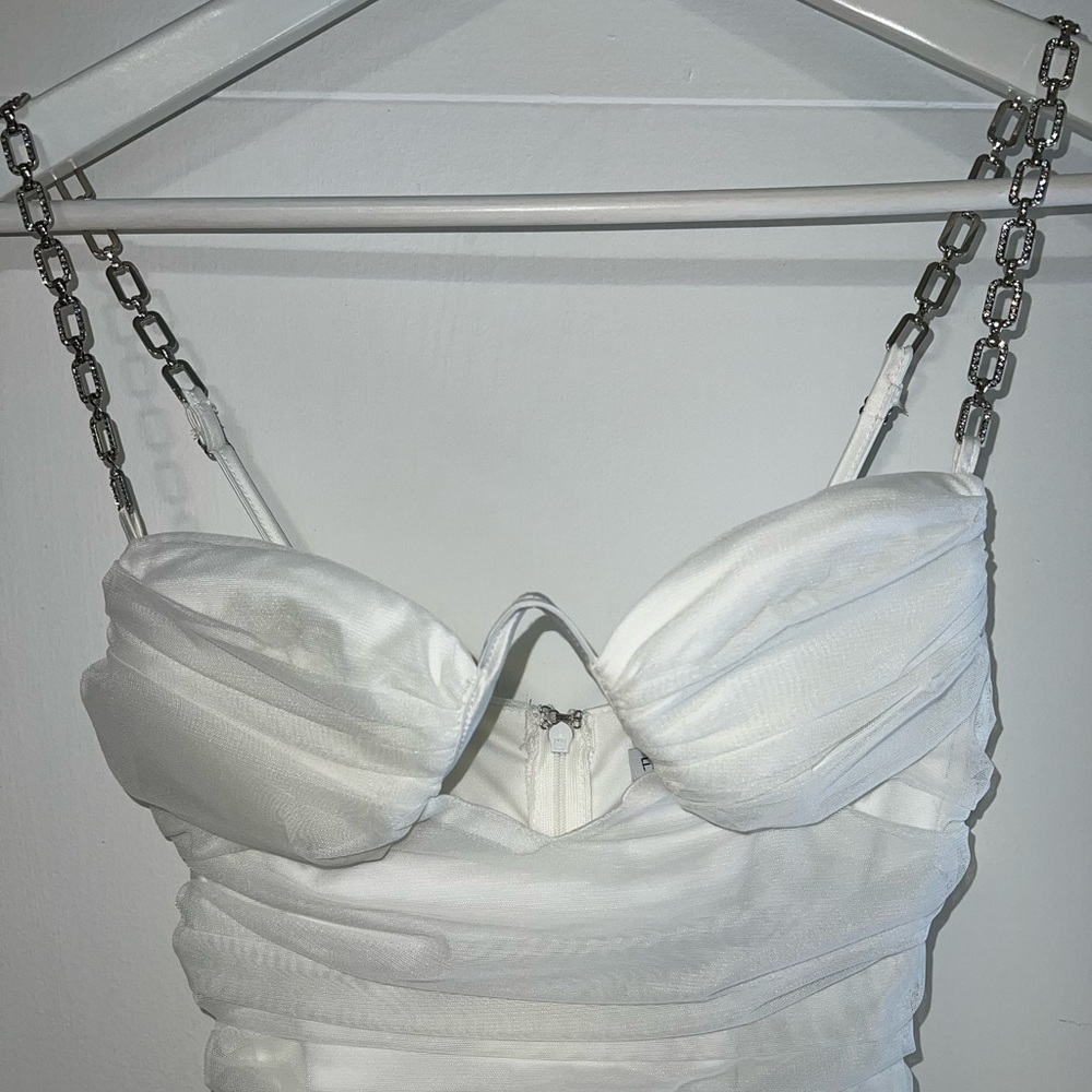 White fitted cocktail dress